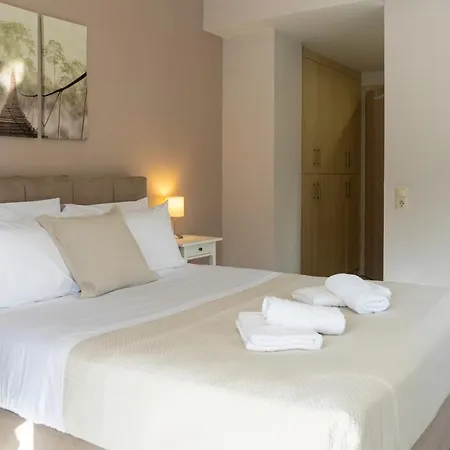 Eva's Nydri (Lefkada)