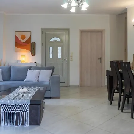 Eva's Nydri (Lefkada)